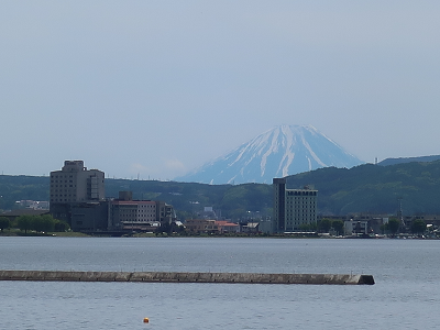 諏訪湖と富士山